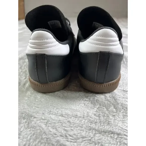 Adidas Samba Classic Black White Gum Sole Men’s 8.5 Athletic Shoes